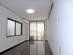 ヴィラ北野 1階ワンルームのリビング/ダイニング