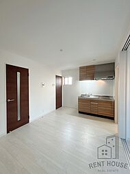 GRANDIR津久野 3階1LDKのリビング/ダイニング