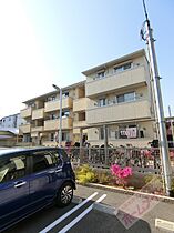 dear court  ｜ 大阪府大阪市東住吉区湯里６丁目（賃貸アパート1LDK・2階・40.51㎡） その1