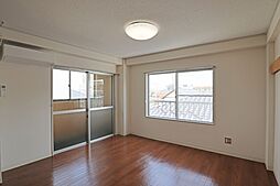 グリーンパーク 302 3階1Kのリビング/ダイニング