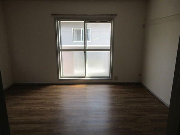 detached 東京都町田市南成瀬５丁目14-4

地図を見る