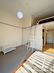 JR阪和線 熊取駅 徒歩25分の賃貸アパート 2階1Kのリビング/ダイニング