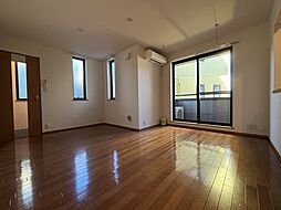 クレアール江原III 201 2階1LDKのリビング/ダイニング