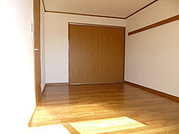 コスモ生田 3階1Kのリビング/ダイニング