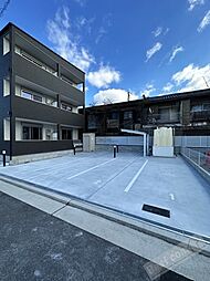 5 / 11