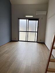 フラットウエストII 2階1Kのリビング/ダイニング