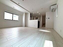 府中市美好町一丁目戸建 1 3LDKのリビング/ダイニング