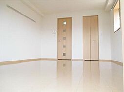 ラ・プランタン 101 1階1Kのリビング/ダイニング