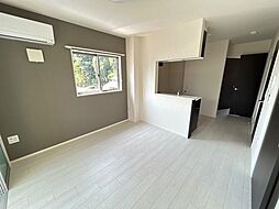 JR中央線 西八王子駅 バス28分 新川口下車 徒歩5分の賃貸アパート 2階2LDKのリビング/ダイニング