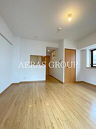 マーサ・プレアマールK 3階ワンルームのリビング/ダイニング