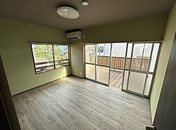 GALA若松町 2階2DKのリビング/ダイニング