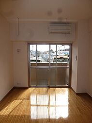 エミナンス丸山台 1階1Kのリビング/ダイニング