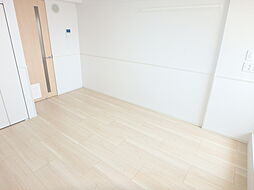 オネスティ 107 1階1Kのリビング/ダイニング