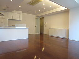 都営浅草線 高輪台駅 徒歩4分の賃貸マンション 3階2LDKのリビング/ダイニング