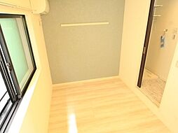 エルブルーム百合ヶ丘 1階ワンルームのリビング/ダイニング