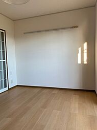 セントラルヒルズB 101. 1階1Kのリビング/ダイニング