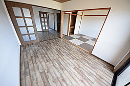 ライフプラザカナン 2階3DKのリビング/ダイニング