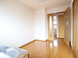 メゾンリヴェール　C 202 2階2DKのリビング/ダイニング