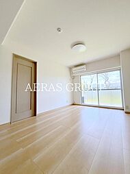 尾竹橋公園スカイハイツ 1階4LDKのリビング/ダイニング