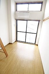 ノーブルヒルズ 305 3階1DKのリビング/ダイニング