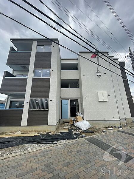 e-house 羽曳野 ｜大阪府羽曳野市軽里３丁目(賃貸アパート1LDK・3階・28.36㎡)の写真 その1