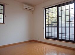 ベルパークA 2階1LDKのリビング/ダイニング