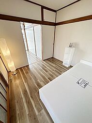 JR中央線 三鷹駅 徒歩5分の賃貸マンション 2階2Kのリビング/ダイニング