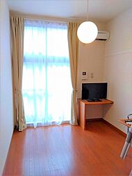 レオパレスベルフローラI 1階1Kのリビング/ダイニング