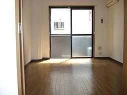 ロズウェルシブヤ 1階1Kのリビング/ダイニング