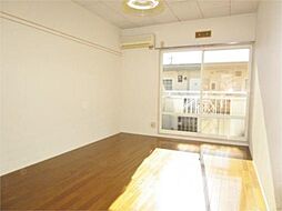 コマハイツ 101 1階1Kのリビング/ダイニング