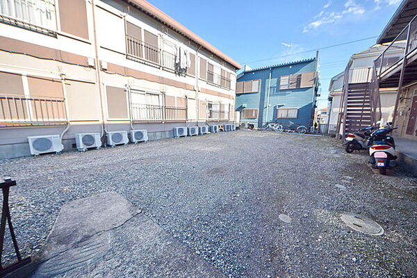 ハイツ井上B 2階 | 神奈川県相模原市緑区二本松 賃貸マンション 駐車場