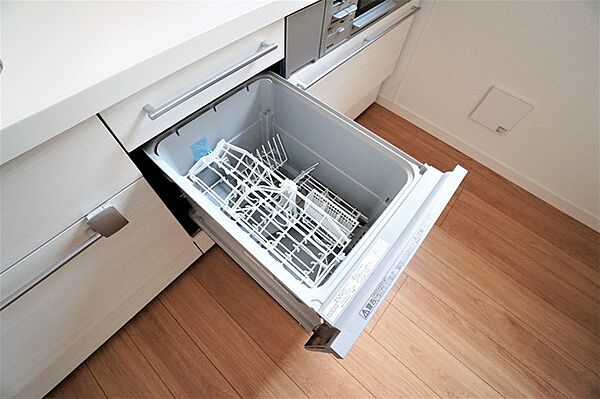 画像8:食洗器です。