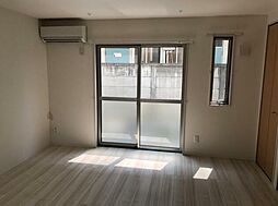 堤第 1階ワンルームのリビング/ダイニング