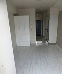 エクセル鶴見 5階ワンルームのリビング/ダイニング