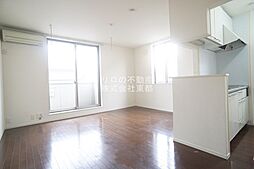 フェニックスガーデン 203 2階1LDKのリビング/ダイニング