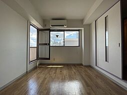 阪神なんば線 千鳥橋駅 徒歩5分の賃貸マンション 5階1Kのリビング/ダイニング