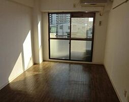 ロザール鎌ヶ谷 3階1Kのリビング/ダイニング