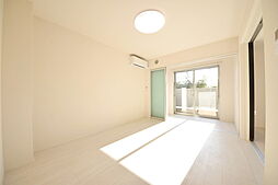 ジュアン 105 1階1LDKのリビング/ダイニング