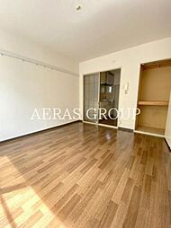 サンライズ・シックス 1階1Kのリビング/ダイニング