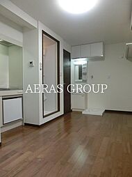 富岳荘 2階ワンルームのリビング/ダイニング