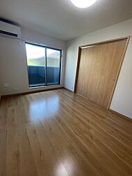 ブリリアンス根岸 3階1LDKのリビング/ダイニング