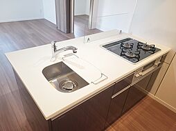 3口コンロのキッチンです☆