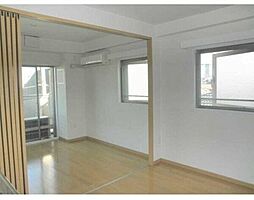 FIELD・B・1st 3階1DKのリビング/ダイニング