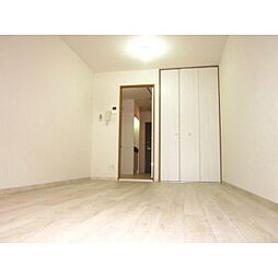 カルナ市谷薬王寺 2階1Kのリビング/ダイニング