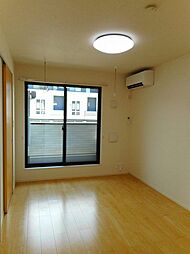 ルミエール　モンドＢ 201 2階1LDKのリビング/ダイニング