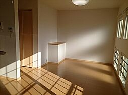 シェ　モア　II 2階1LDKのリビング/ダイニング