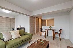 ORSUS志村坂上 5階2LDKのリビング/ダイニング