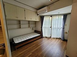 コーラルパレス 2階ワンルームのリビング/ダイニング