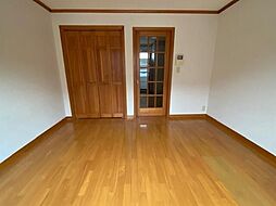 京王線 百草園駅 徒歩7分の賃貸アパート 2階1Kのリビング/ダイニング