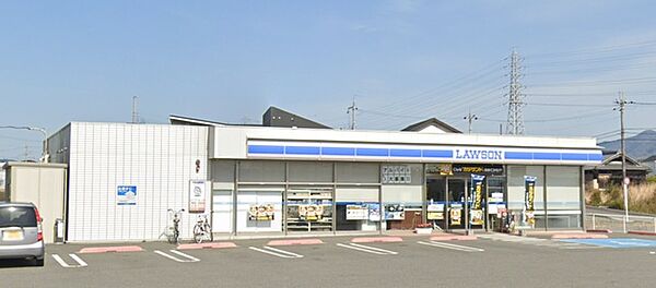 画像29:ローソン紀の川古和田店 686m